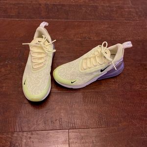 Nike Airmax 270, women’s size 8.5
